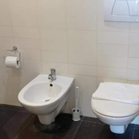 בית הארחה Romalive 3*