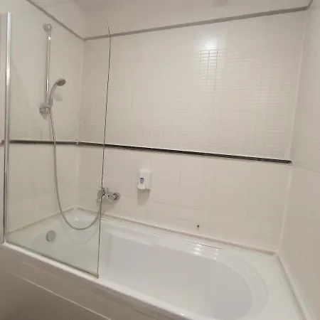 Romalive Guest house 3*